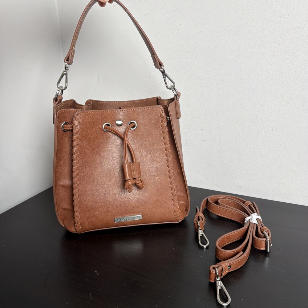 Frye and Co. Cognac Easton Mid Bucket Crossbody Leather Bag Purse Brown